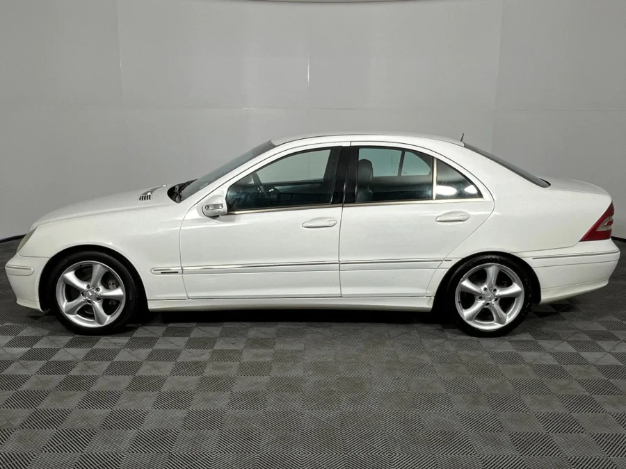 Used 2005 Mercedes-Benz C-Class C350 Avantgarde - WeBuyCars Witbank Used 2005 Mercedes-Benz C-Class C350 Avantgarde - WeBuyCars Witbank