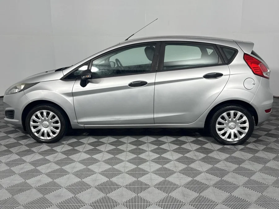 Used 2016 Ford Fiesta 5-door 1.0T Titanium - WeBuyCars Richmond Used 2016 Ford Fiesta 5-door 1.0T Titanium - WeBuyCars Richmond