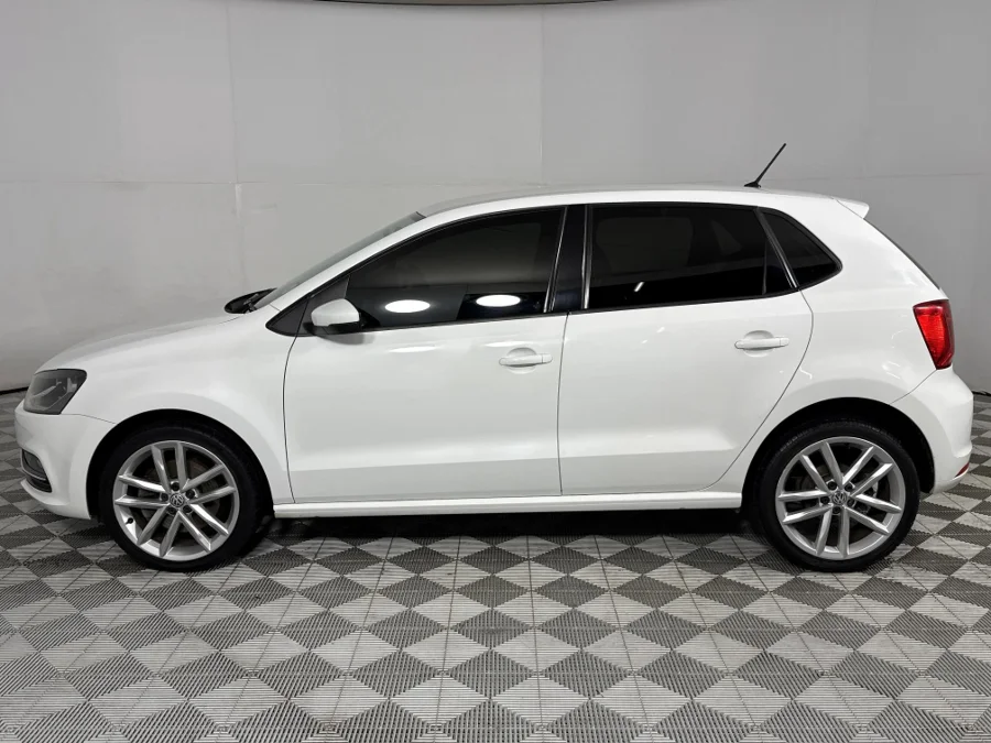 Used 2015 Volkswagen Polo hatch 1.4TDI Highline - WeBuyCars Brackenfell Cape Town Used 2015 Volkswagen Polo hatch 1.4TDI Highline - WeBuyCars Brackenfell Cape Town