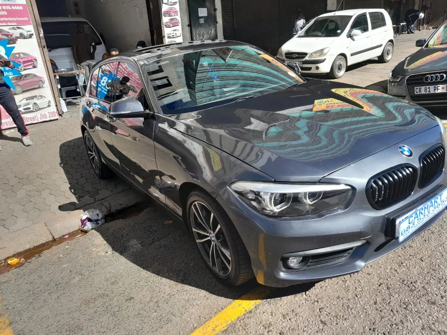 Used 2018 BMW 1 Series 118i 5-door Exclusive auto - Carmart Auto Dealer Used 2018 BMW 1 Series 118i 5-door Exclusive auto - Carmart Auto Dealer