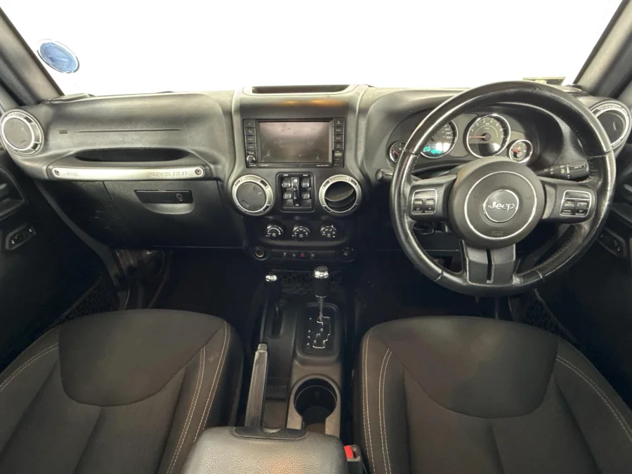 Used 2016 Jeep Wrangler Unlimited Sahara 3.6L 75th Anniversary Edition - WeBuyCars Vereeniging