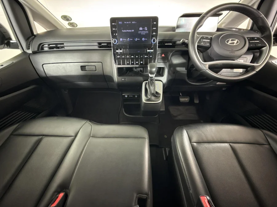 Used 2024 Hyundai Staria 2.2D Executive 9-seater - WeBuyCars Riverhorse Used 2024 Hyundai Staria 2.2D Executive 9-seater - WeBuyCars Riverhorse