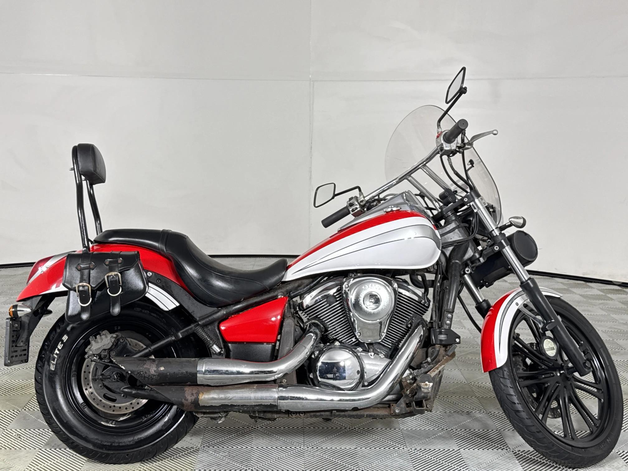 Used 2010 Kawasaki VN 900 Custom
