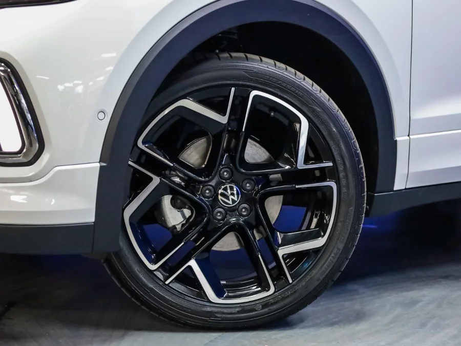 New 2026 Volkswagen T-Cross 1.0TSI R-Line - VW Bryanston New 2026 Volkswagen T-Cross 1.0TSI R-Line - VW Bryanston