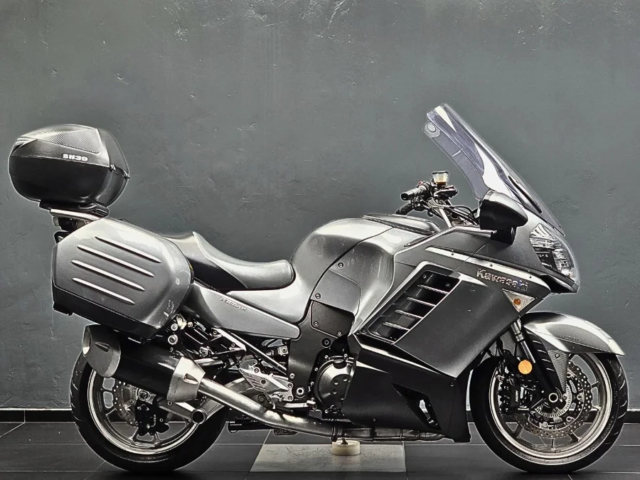 Used 2009 Kawasaki GTR 1400 - Bikeshop Boksburg Used 2009 Kawasaki GTR 1400 - Bikeshop Boksburg