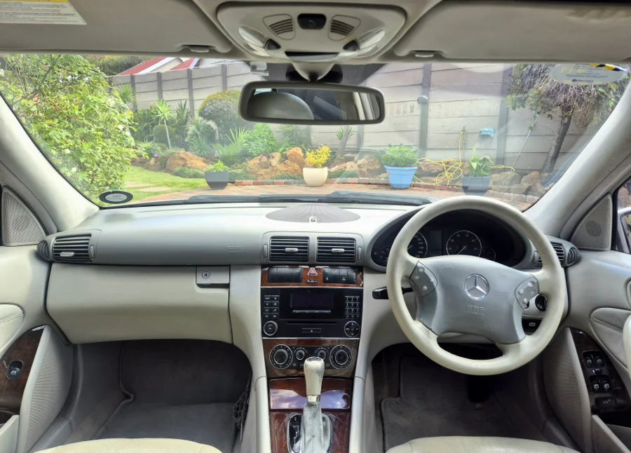Used 2006 Mercedes-Benz C-Class C200 Avantgarde auto - Private Seller Used 2006 Mercedes-Benz C-Class C200 Avantgarde auto - Private Seller