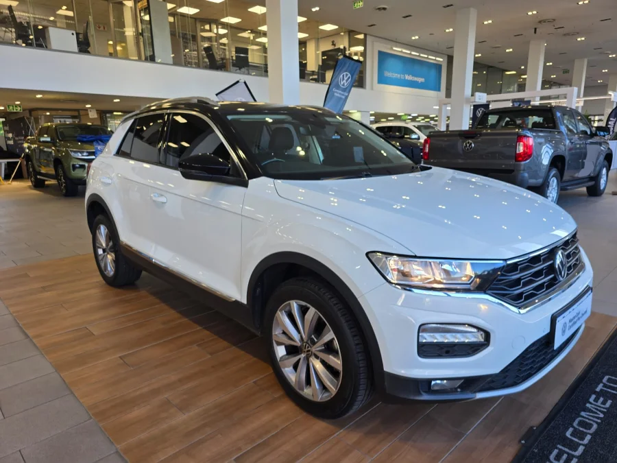 Used 2022 Volkswagen T-Roc 1.4TSI 110kW Design - VW Melrose Arch Pre-owned Used 2022 Volkswagen T-Roc 1.4TSI 110kW Design - VW Melrose Arch Pre-owned