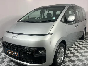 Used 2022 Hyundai Staria 2.2D Executive 9-seater