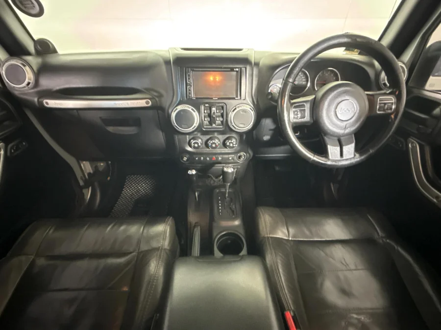 Used 2011 Jeep Wrangler Unlimited 3.8L Rubicon - WeBuyCars JHB South