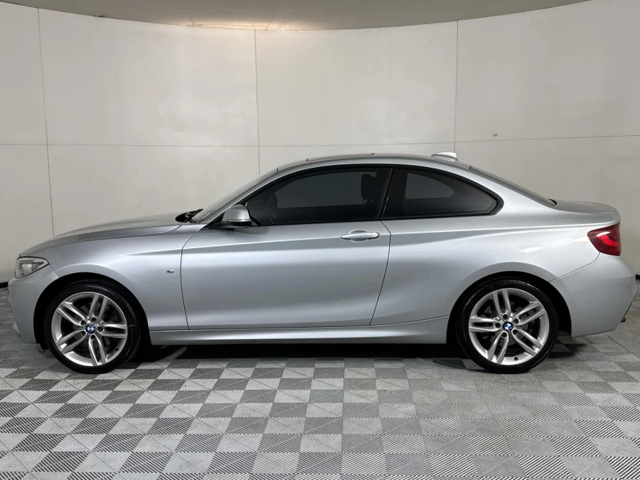 Used 2015 BMW 2 Series 220i coupe M Sport - WeBuyCars Midstream