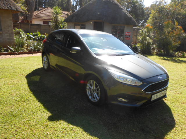 New 2016 Ford Focus hatch 1.0T Trend auto