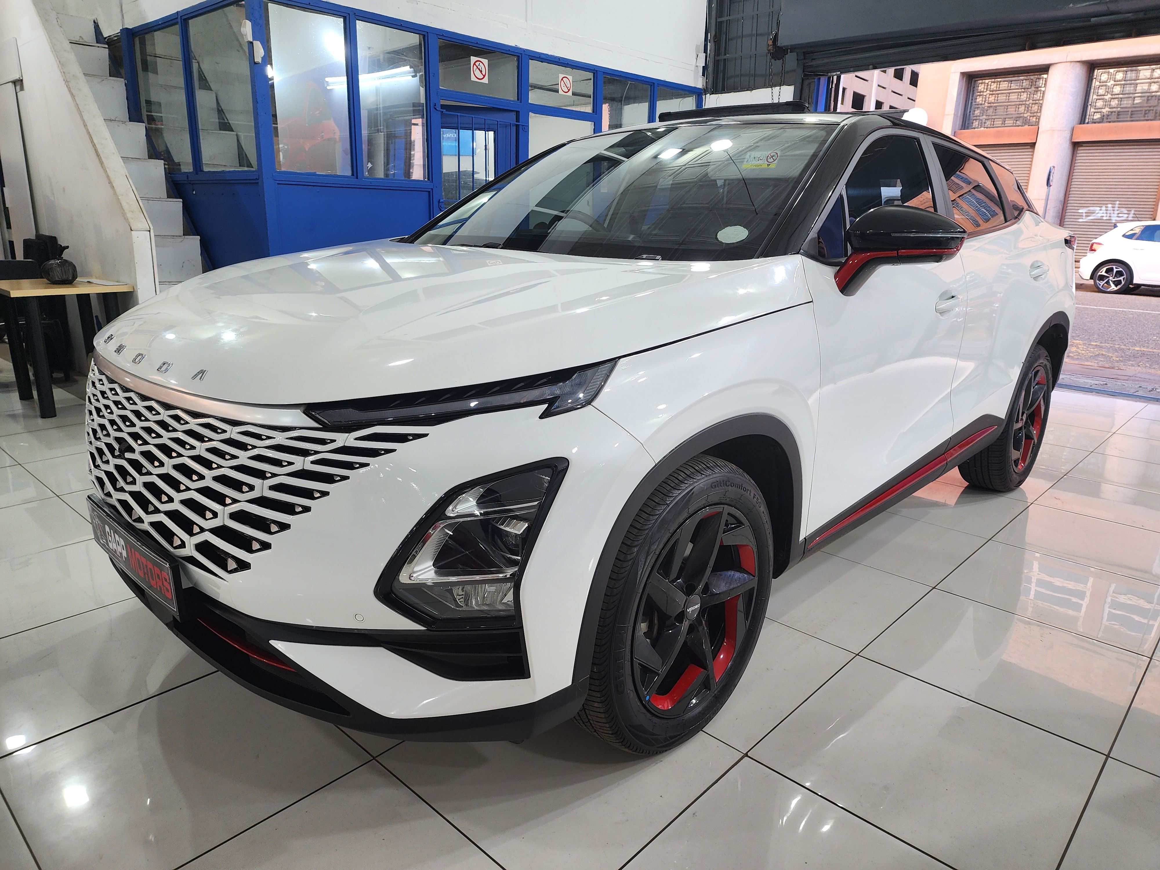 Used 2025 Omoda C5 1