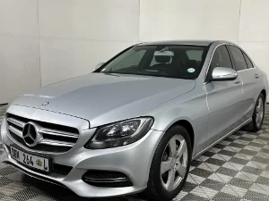 Used 2015 Mercedes-Benz C-Class C200 auto