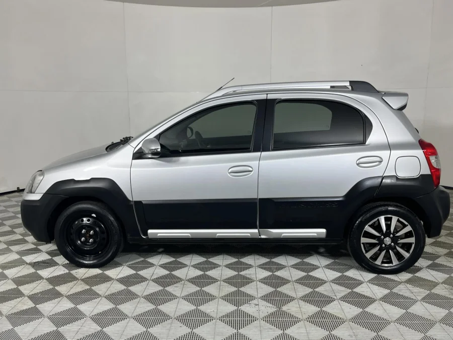 Used 2015 Toyota Etios Cross 1.5 Xs - WeBuyCars JHB South