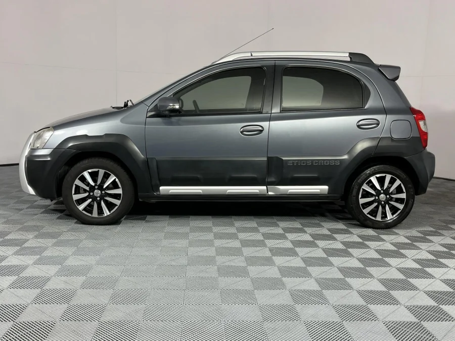 Used 2014 Toyota Etios Cross 1.5 Xs - WeBuyCars Brackenfell Cape Town