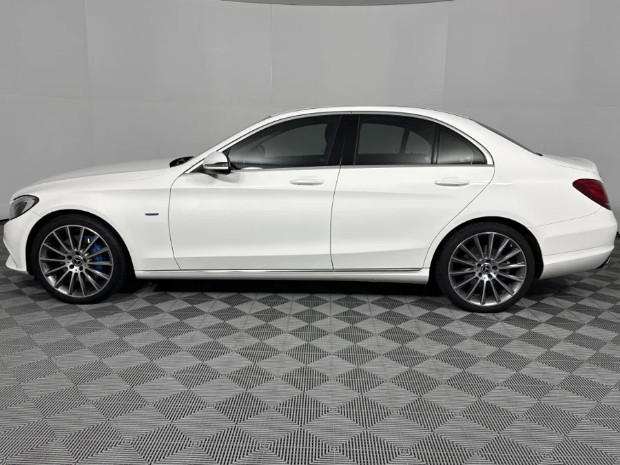 Used 2019 Mercedes-Benz C-Class C350e Avantgarde - WeBuyCars Richmond Used 2019 Mercedes-Benz C-Class C350e Avantgarde - WeBuyCars Richmond