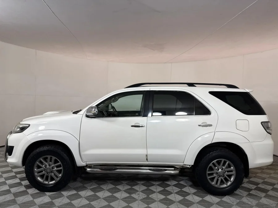Used 2013 Toyota Fortuner 3.0D-4D Limited auto - WeBuyCars JHB South