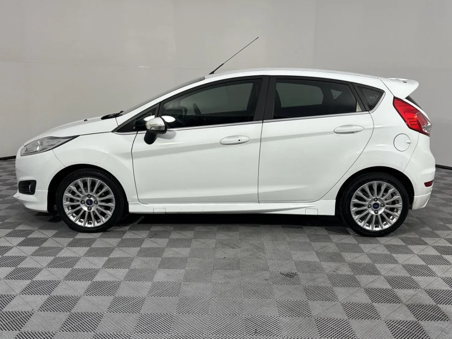Used 2017 Ford Fiesta 5-door 1.0T Titanium auto - WeBuyCars Germiston Used 2017 Ford Fiesta 5-door 1.0T Titanium auto - WeBuyCars Germiston