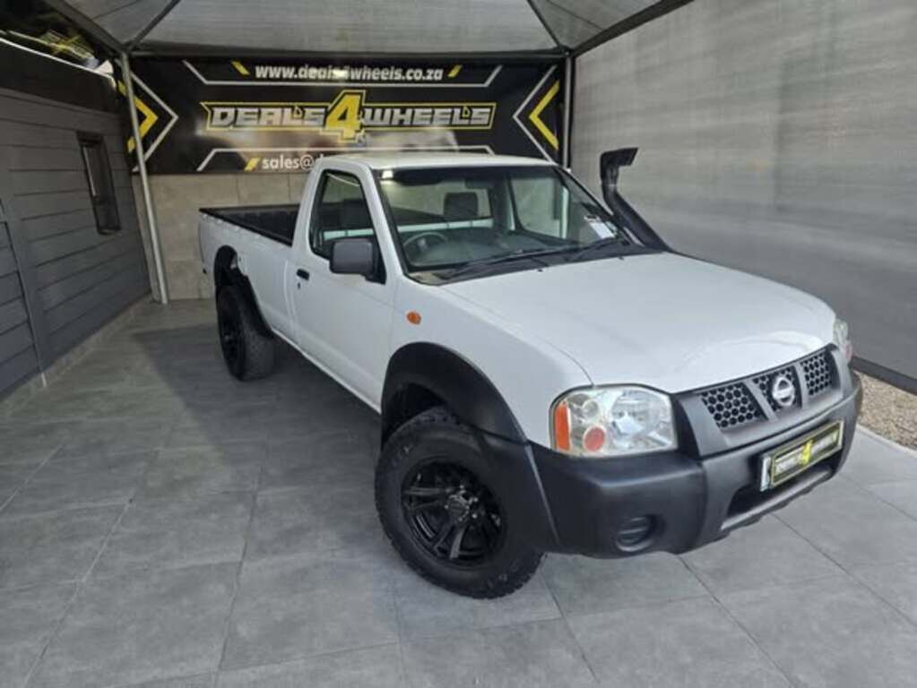 Used 2015 Nissan NP3