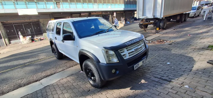 Used 2012 Isuzu KB 250D-Teq double cab 4x4 LE - Andy Auto