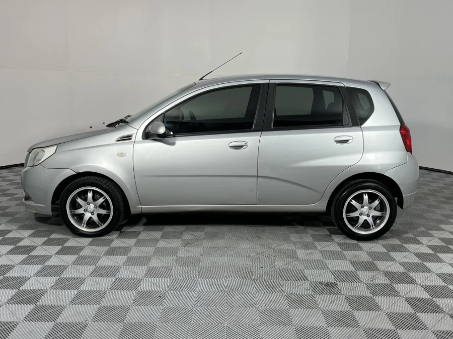 Used 2011 Chevrolet Aveo 1.6 LS hatch - WeBuyCars Germiston