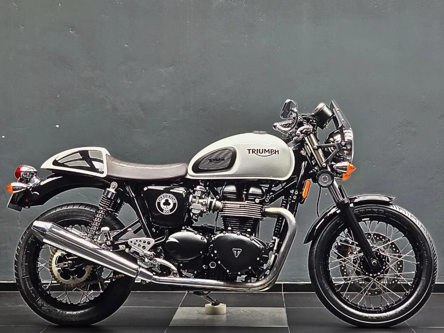 Used 2012 Triumph Thruxton 900 EFI - Bikeshop Boksburg Used 2012 Triumph Thruxton 900 EFI - Bikeshop Boksburg