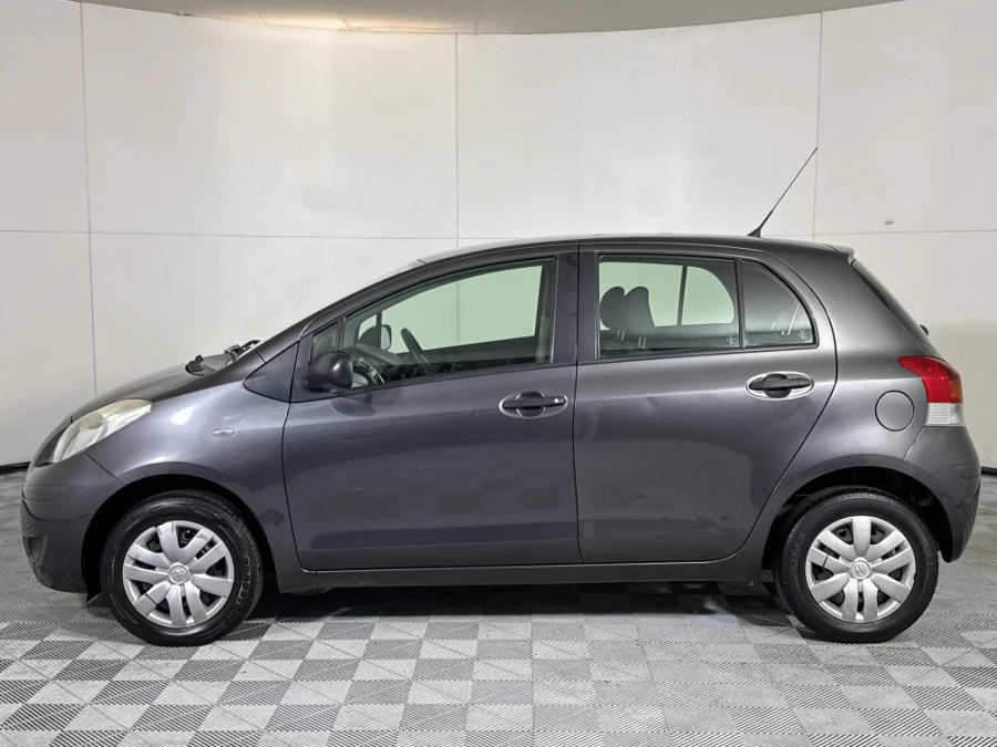 Used 2011 Toyota Yaris 5-door Zen3 Plus - WeBuyCars Midstream