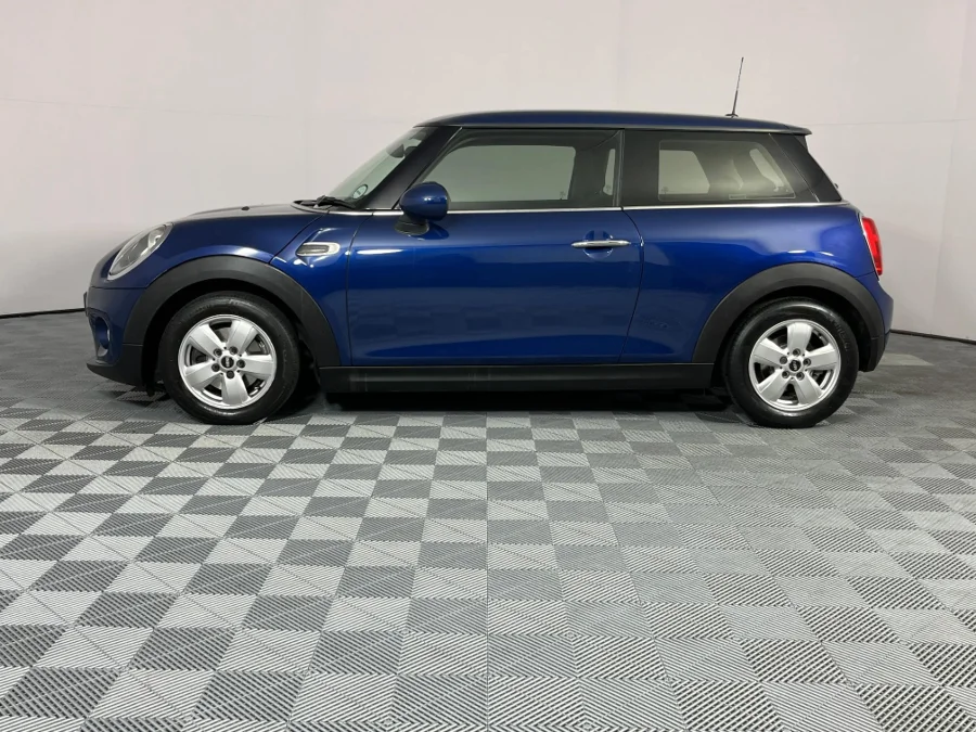 Used 2016 MINI Hatch One Hatch 3-door - WeBuyCars Brackenfell Cape Town Used 2016 MINI Hatch One Hatch 3-door - WeBuyCars Brackenfell Cape Town