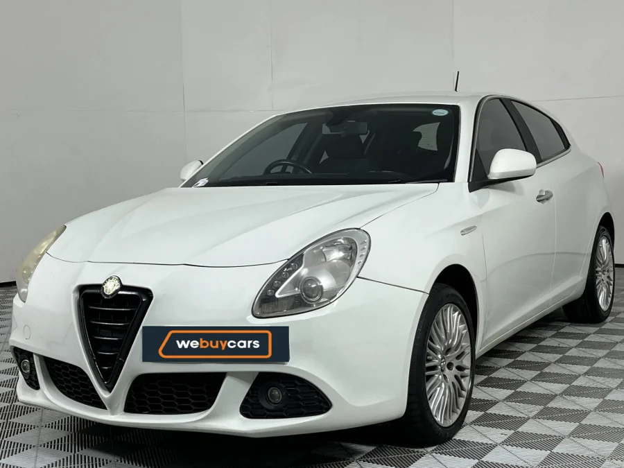 Used 2014 Alfa Romeo Giulietta 1.4TBi Distinctive - WeBuyCars Pietermaritzburg Used 2014 Alfa Romeo Giulietta 1.4TBi Distinctive - WeBuyCars Pietermaritzburg