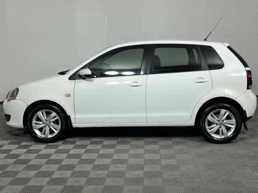 Used 2016 Volkswagen Polo Vivo sedan 1.4 Trendline - WeBuyCars  Witbank