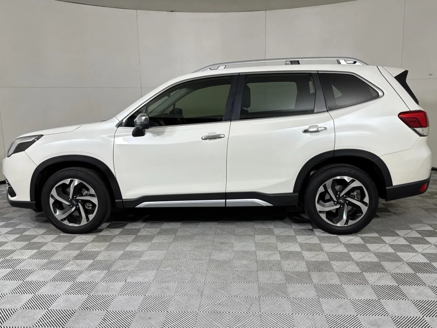 Used 2022 Subaru Forester 2.0i S ES - WeBuyCars Midstream