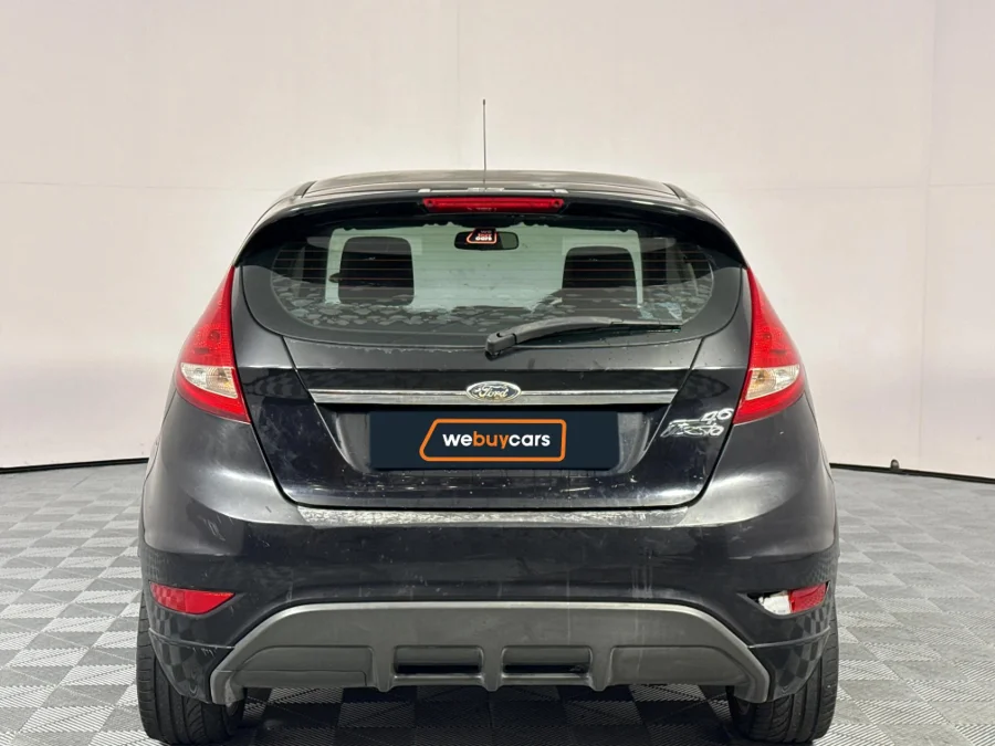 Preloaded Image 12