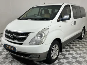 Used 2011 Hyundai H-1 2.4 bus Executive