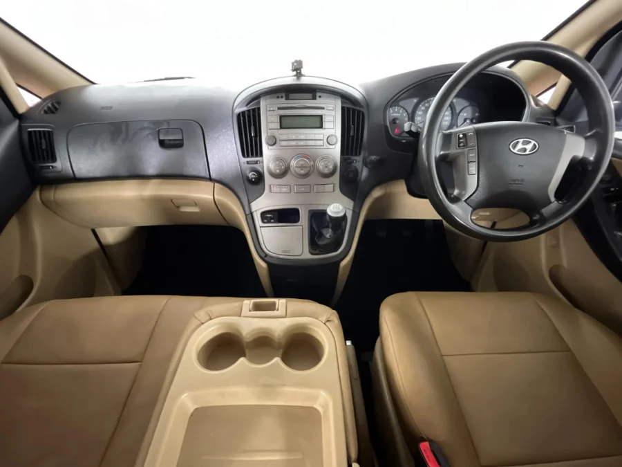 Used 2011 Hyundai H-1 2.4 bus Executive - WeBuyCars The Dome Used 2011 Hyundai H-1 2.4 bus Executive - WeBuyCars The Dome