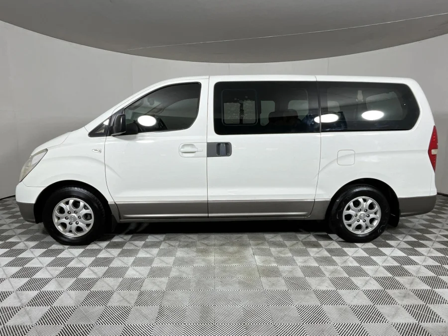 Used 2011 Hyundai H-1 2.4 bus Executive - WeBuyCars The Dome Used 2011 Hyundai H-1 2.4 bus Executive - WeBuyCars The Dome
