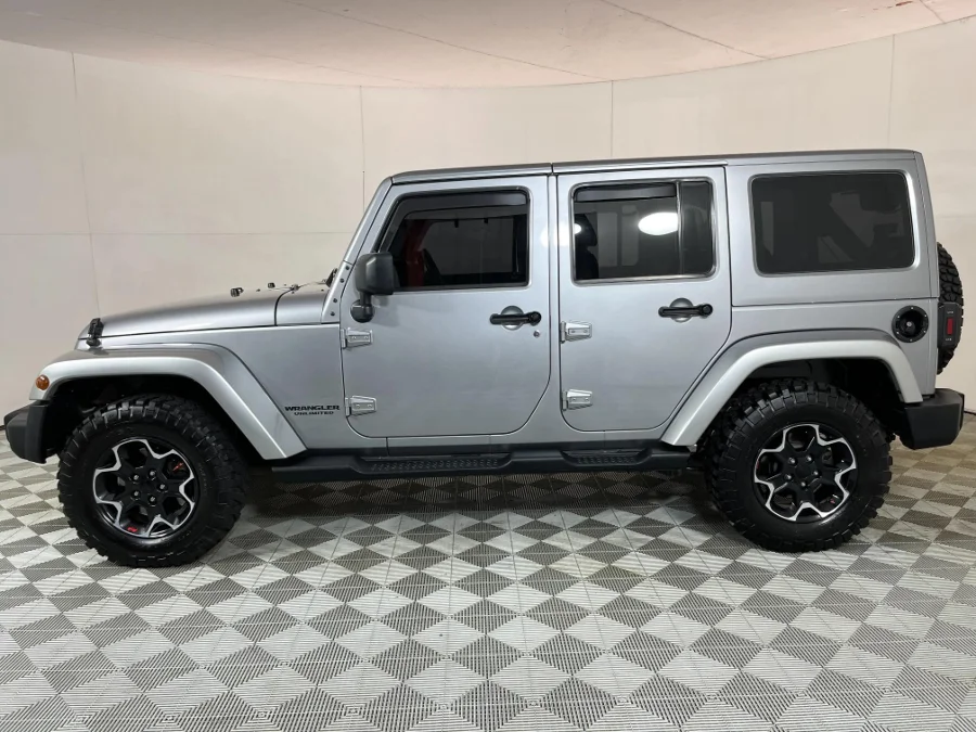 Used 2013 Jeep Wrangler Unlimited 2.8CRD Altitude - WeBuyCars JHB South