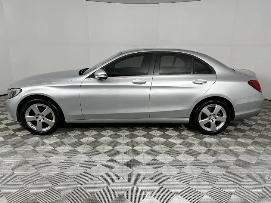 Used 2017 Mercedes-Benz C-Class C180 auto - WeBuyCars Lansdowne
