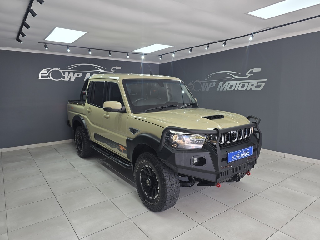 Used 2023 Mahindra Pik Up 2.2CRDe double cab 4x4 S11 Karoo Dawn