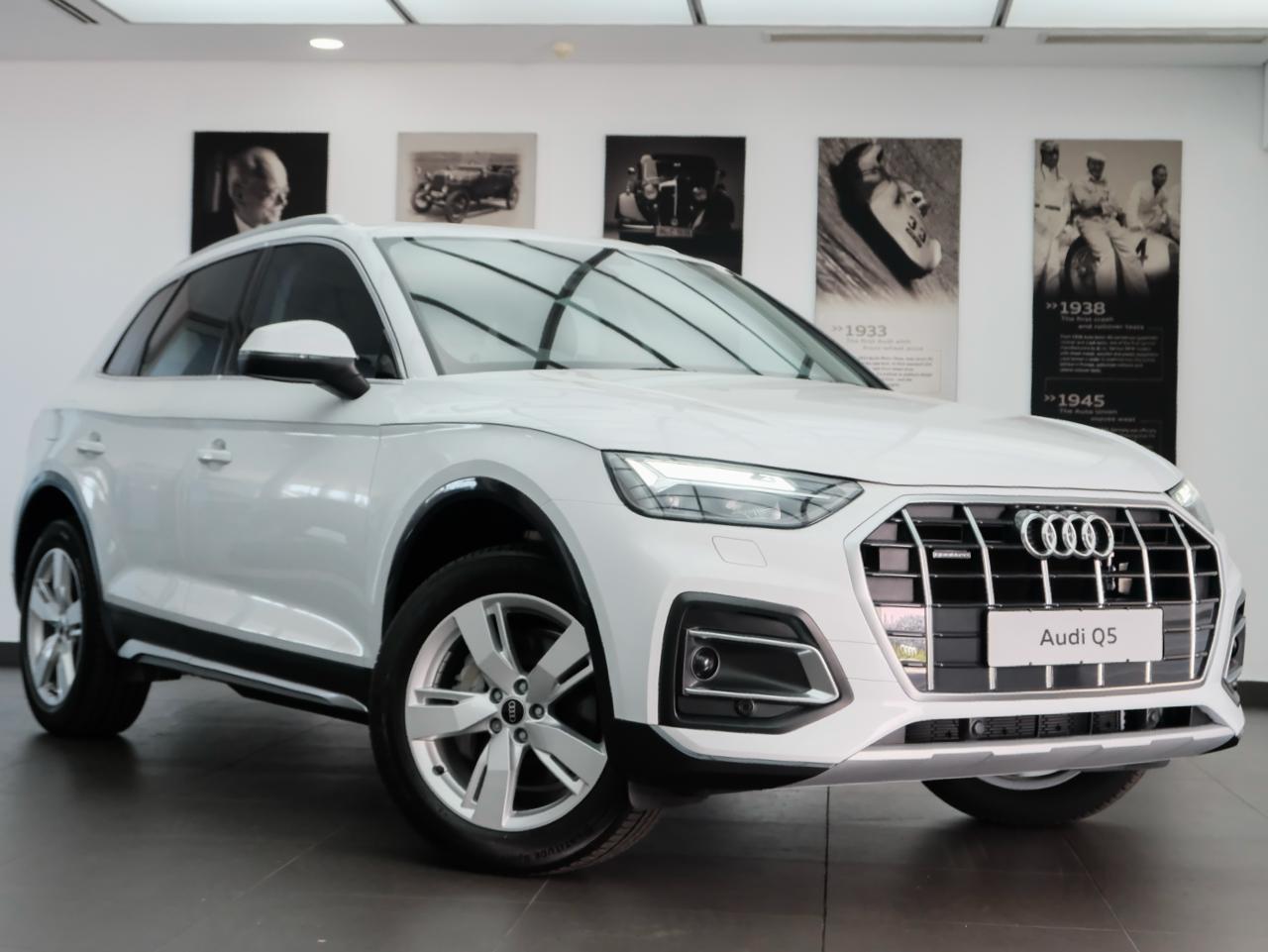New 2026 Audi Q5 40TDI quattro Advanced