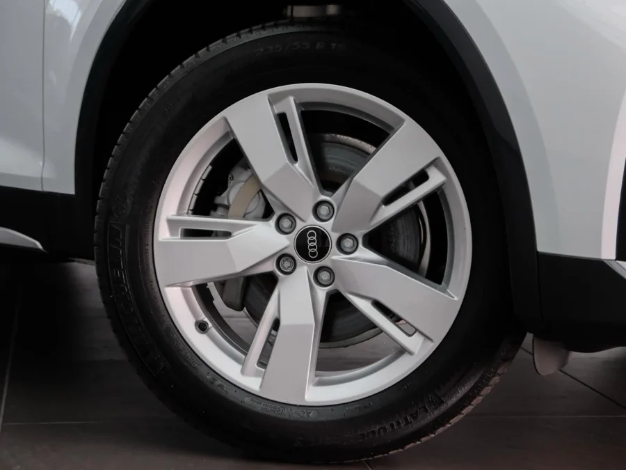 New 2026 Audi Q5 40TDI quattro Advanced - Audi Centre Rivonia New