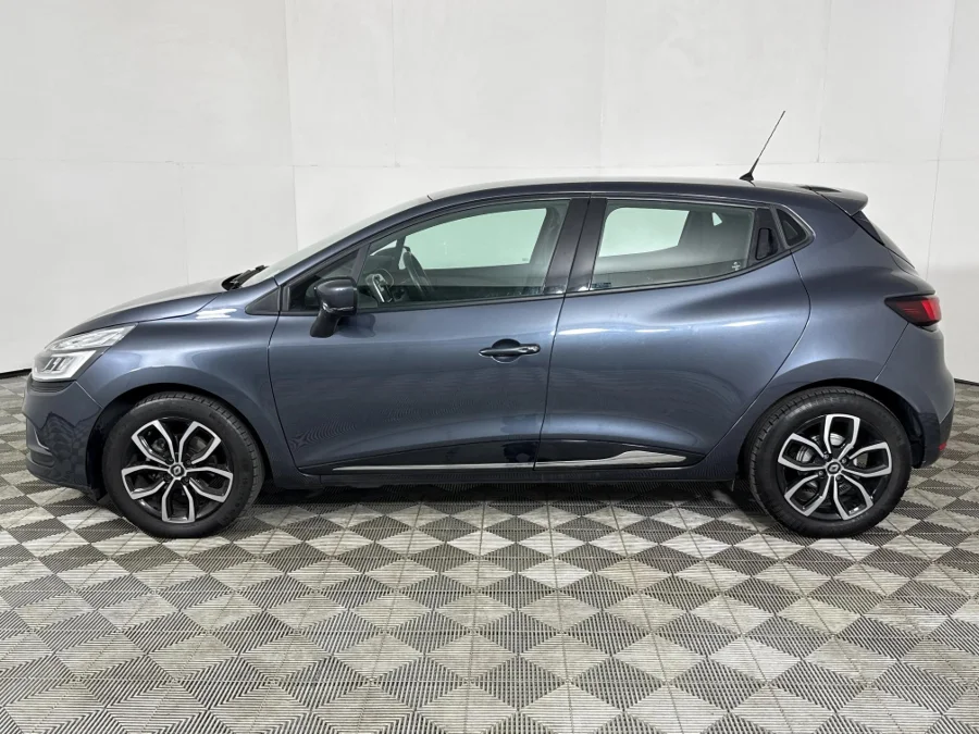 Used 2018 Renault Clio 66kW turbo Dynamique - WeBuyCars George Used 2018 Renault Clio 66kW turbo Dynamique - WeBuyCars George
