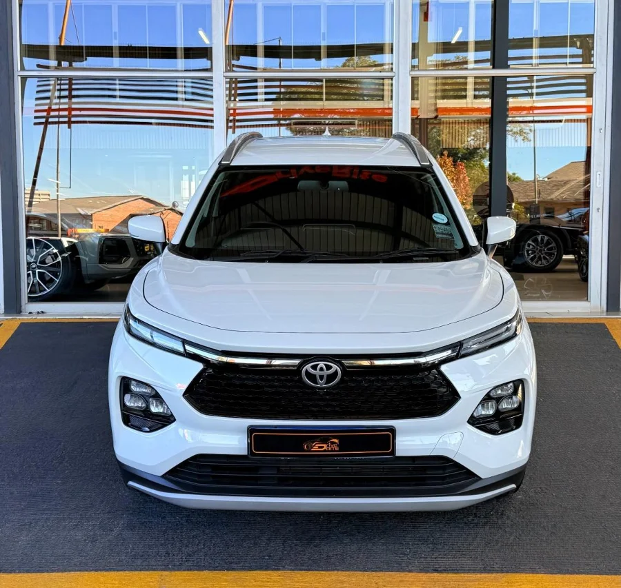Used 2025 Toyota Starlet Cross 1.5 XR auto - Driverite Northcliff