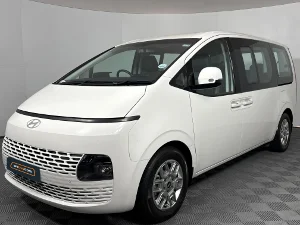 Used 2024 Hyundai Staria 2.2D Executive 9-seater Used 2024 Hyundai Staria 2.2D Executive 9-seater