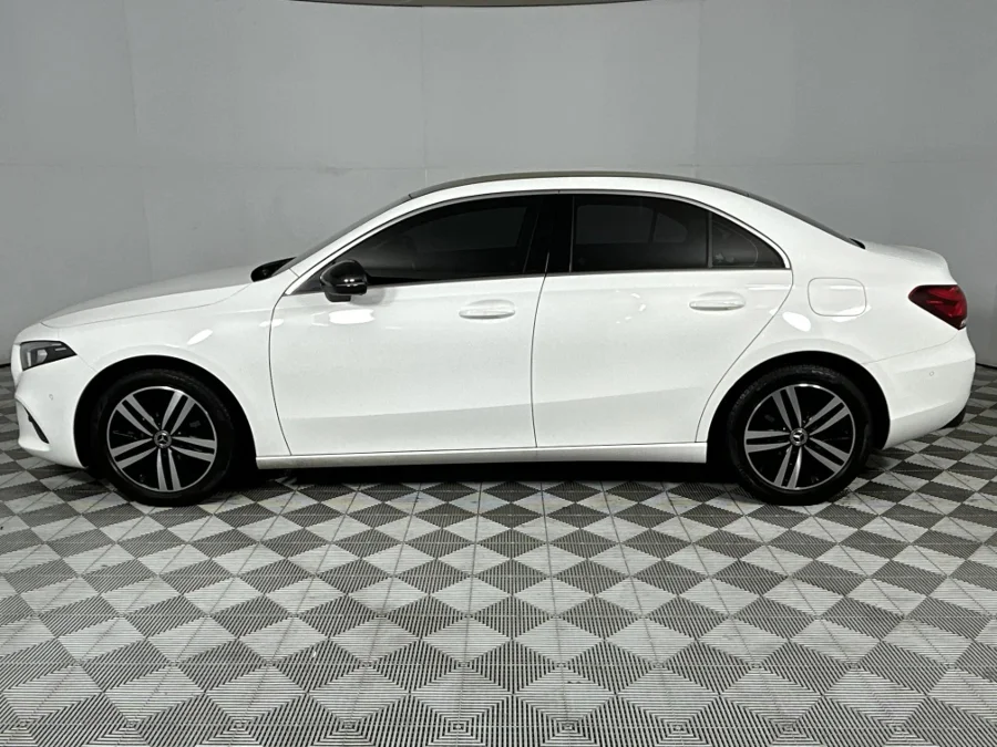 Used 2021 Mercedes-Benz A-Class A200 sedan AMG Line - WeBuyCars Lansdowne Used 2021 Mercedes-Benz A-Class A200 sedan AMG Line - WeBuyCars Lansdowne