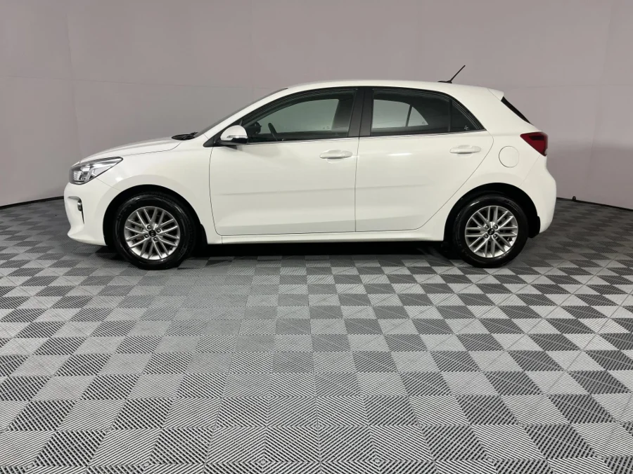 Used 2018 Kia Rio hatch 1.4 EX - WeBuyCars Gqeberha