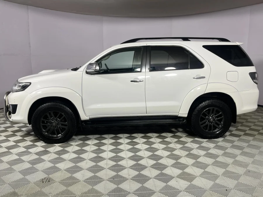 Used 2015 Toyota Fortuner 3.0D-4D Limited auto - WeBuyCars Montana