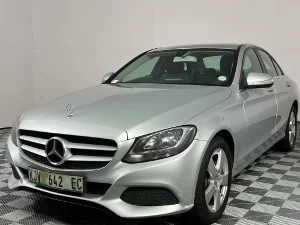 Used 2014 Mercedes-Benz C-Class C180 auto Used 2014 Mercedes-Benz C-Class C180 auto