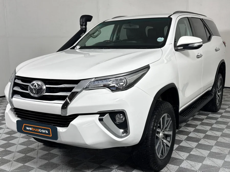 Used 2017 Toyota Fortuner 2.8GD-6 4x4 auto - WeBuyCars The Dome Used 2017 Toyota Fortuner 2.8GD-6 4x4 auto - WeBuyCars The Dome