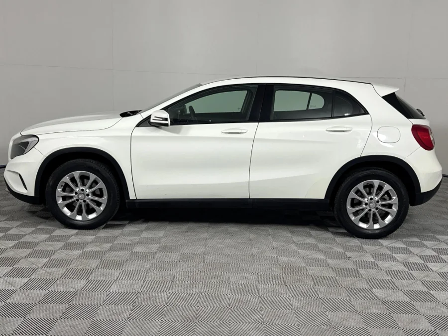Used 2015 Mercedes-Benz GLA 200 auto - WeBuyCars Vereeniging Used 2015 Mercedes-Benz GLA 200 auto - WeBuyCars Vereeniging