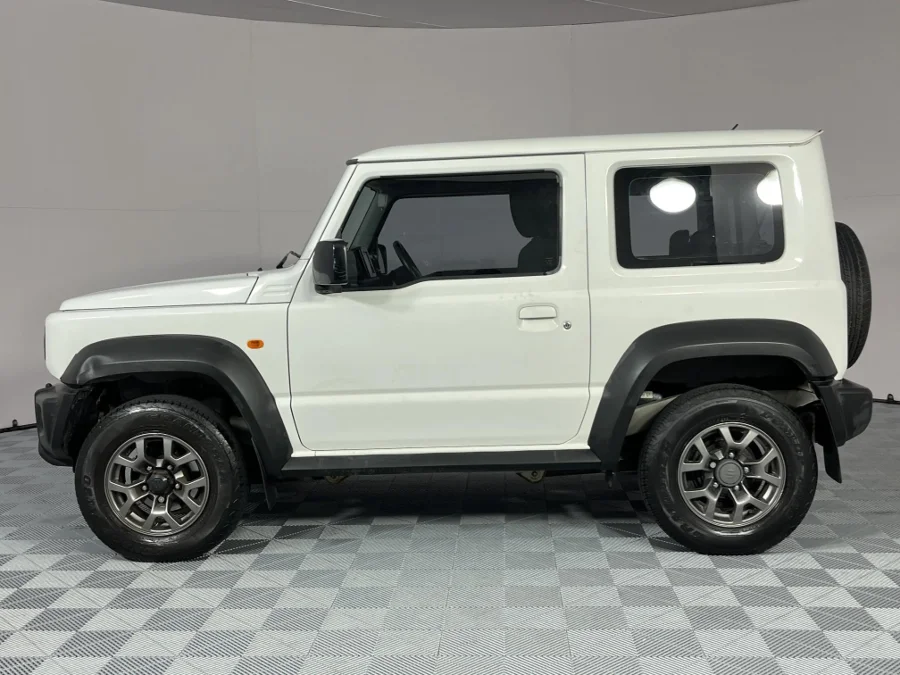 Used 2019 Suzuki Jimny 1.5 GLX AllGrip 3-door manual - WeBuyCars Lansdowne